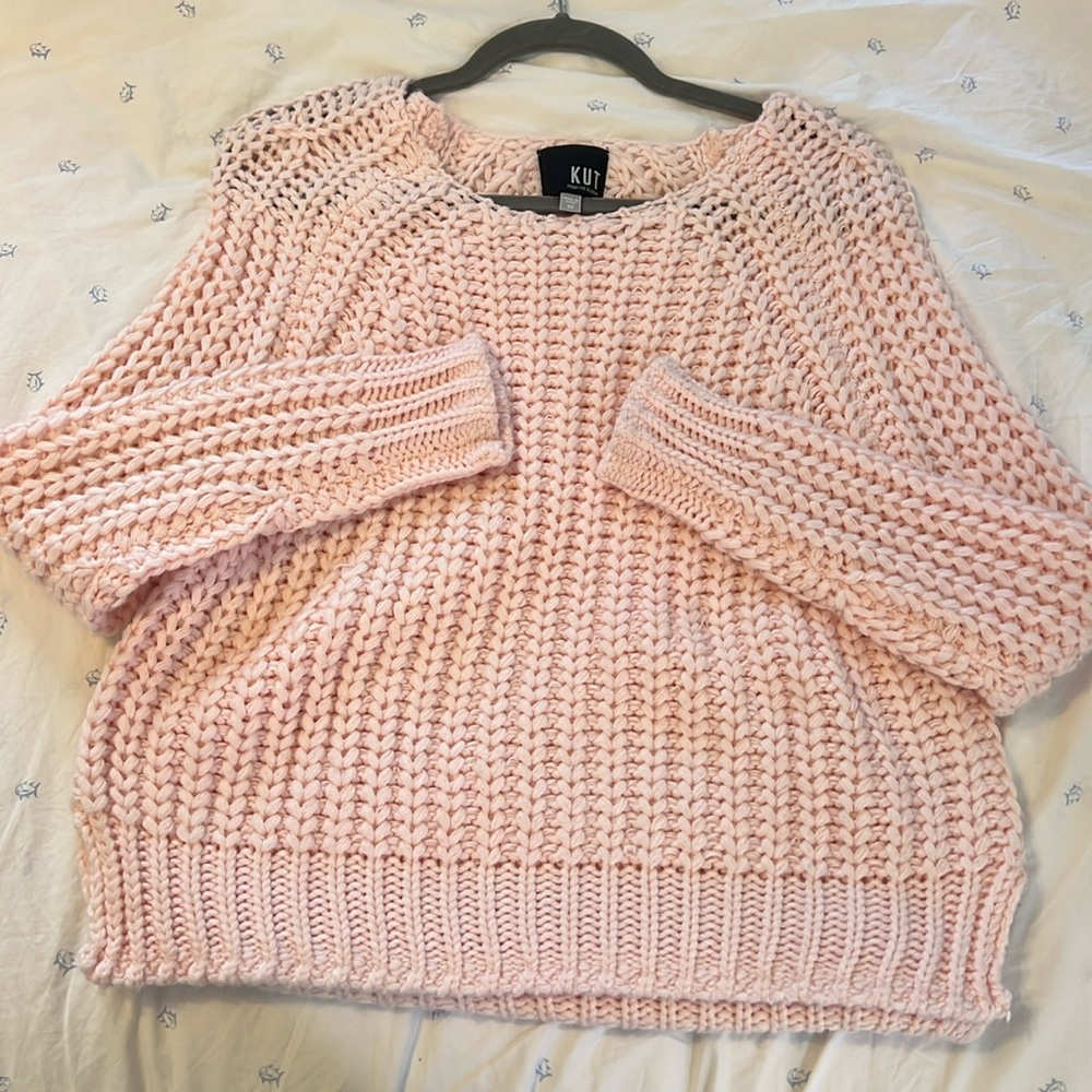 Kut from the Kloth Wool Blend Chunky Sweater in Blush Pink